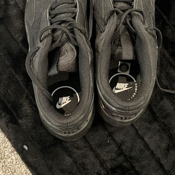 NIKE AIR  - Picture 5 of 9